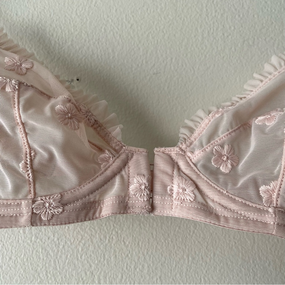 & Other Stories Pink Nude Bra Sheer Underwire 32B Front Closure - Picture 3 of 8